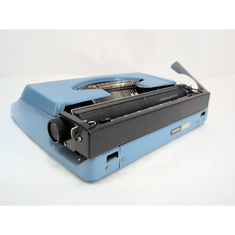 Vintage Brother Charger 11 Portable Typewriter Blue  Made in Japan
